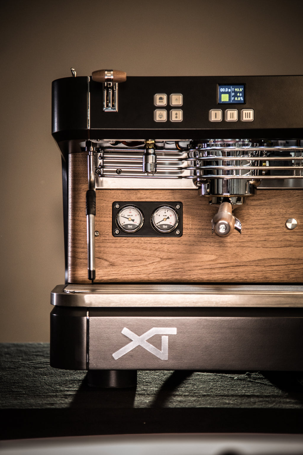 Dalla Corte XT 2 Gruppig Dark Walnut
